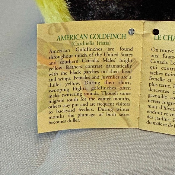 SINGING BIRD, PLAYS REAL BIRD CALLS, AMERICAN GOLDFINCH, 6 L x 4 ½ W x 4 ¾ H IN - Picture 8 of 16